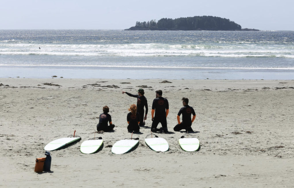 Frostig aber lustig: Surfen vor Vancouver Island © bee_nk (Instagram)